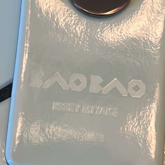 Issey Miyake limited Edition glow BAO BAO💥2X HP💥 - Picture 11 of 17